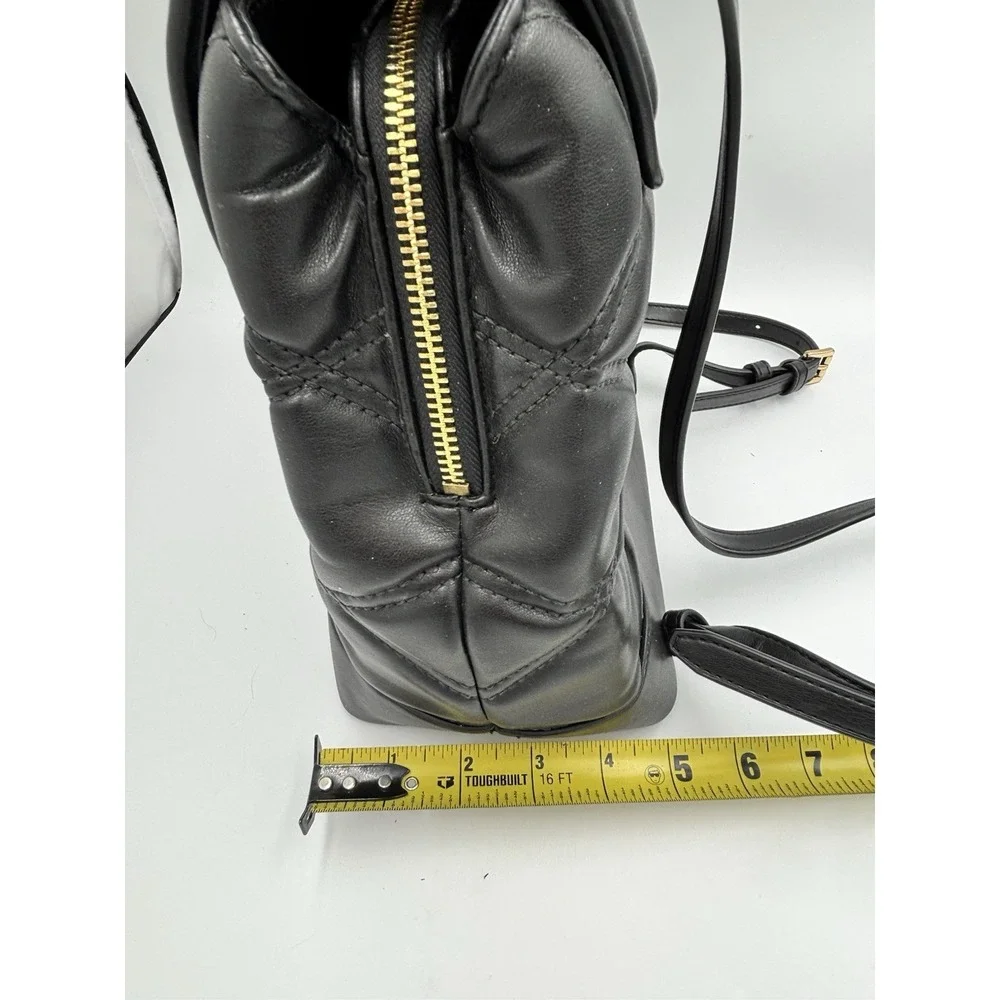 Michael Kors Serena Backpack Quilted Leather Flap Black & Gold mult pockets MED